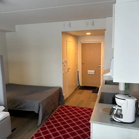 Cozy For Three By The Trails * ソトカモ