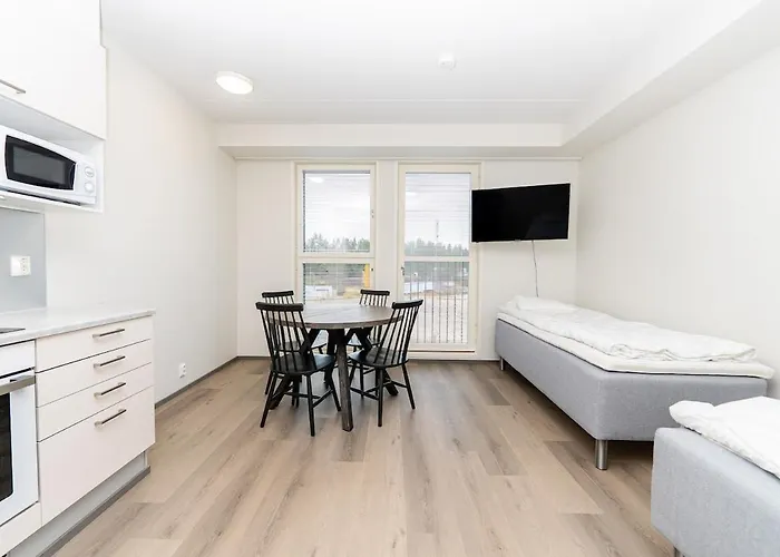 Cozy For Three By The Trails